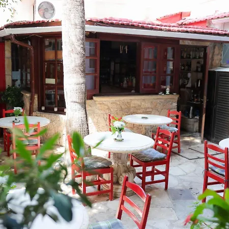 Kiniras Traditional & Restaurant Hotel Paphos